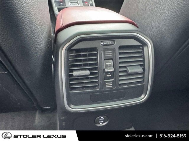 Used 2023 Porsche Macan S image 17