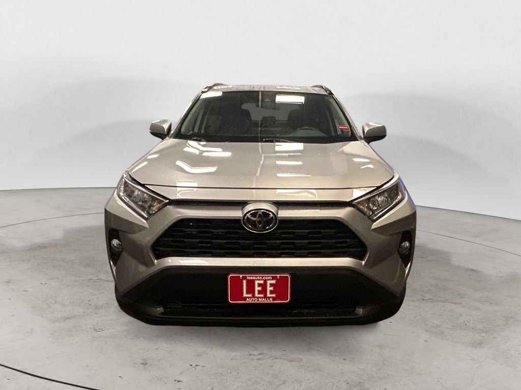Used 2019 Toyota RAV4 XLE w/ Convenience Package AWD/4WD image 9