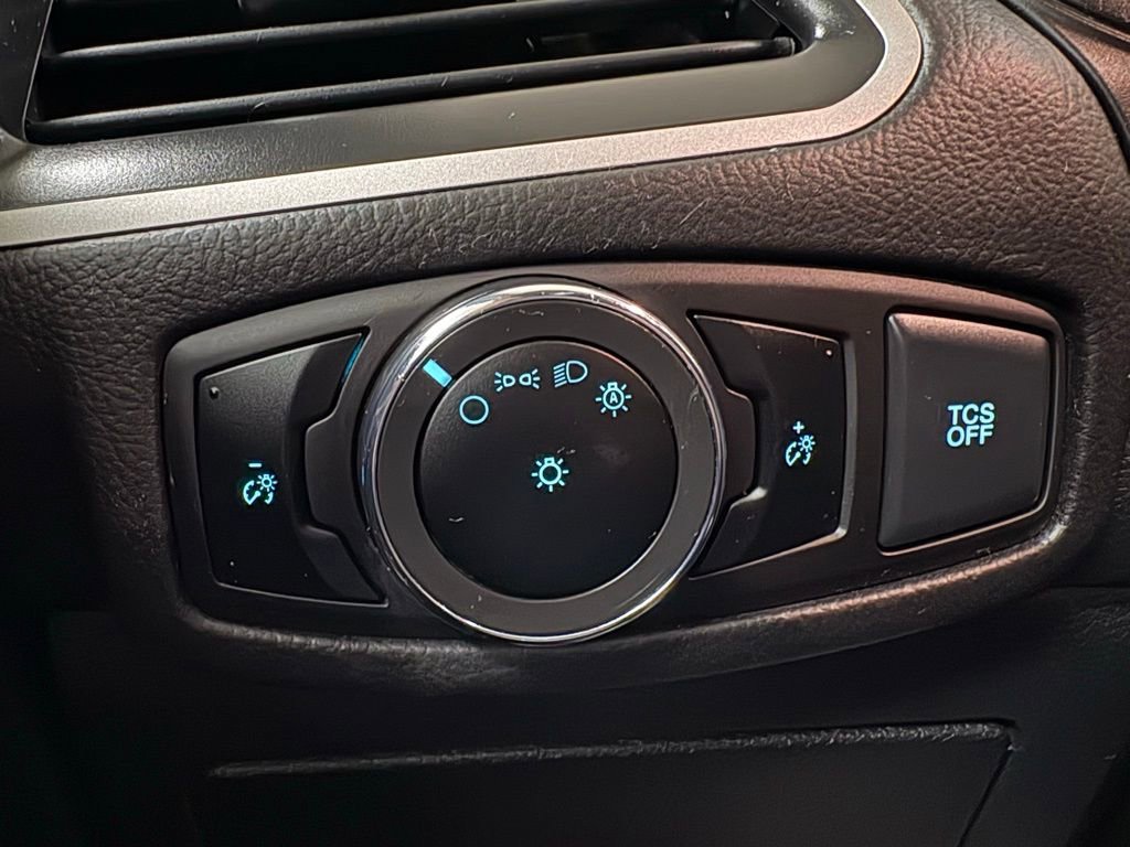 Used 2024 Ford Edge SEL image 20