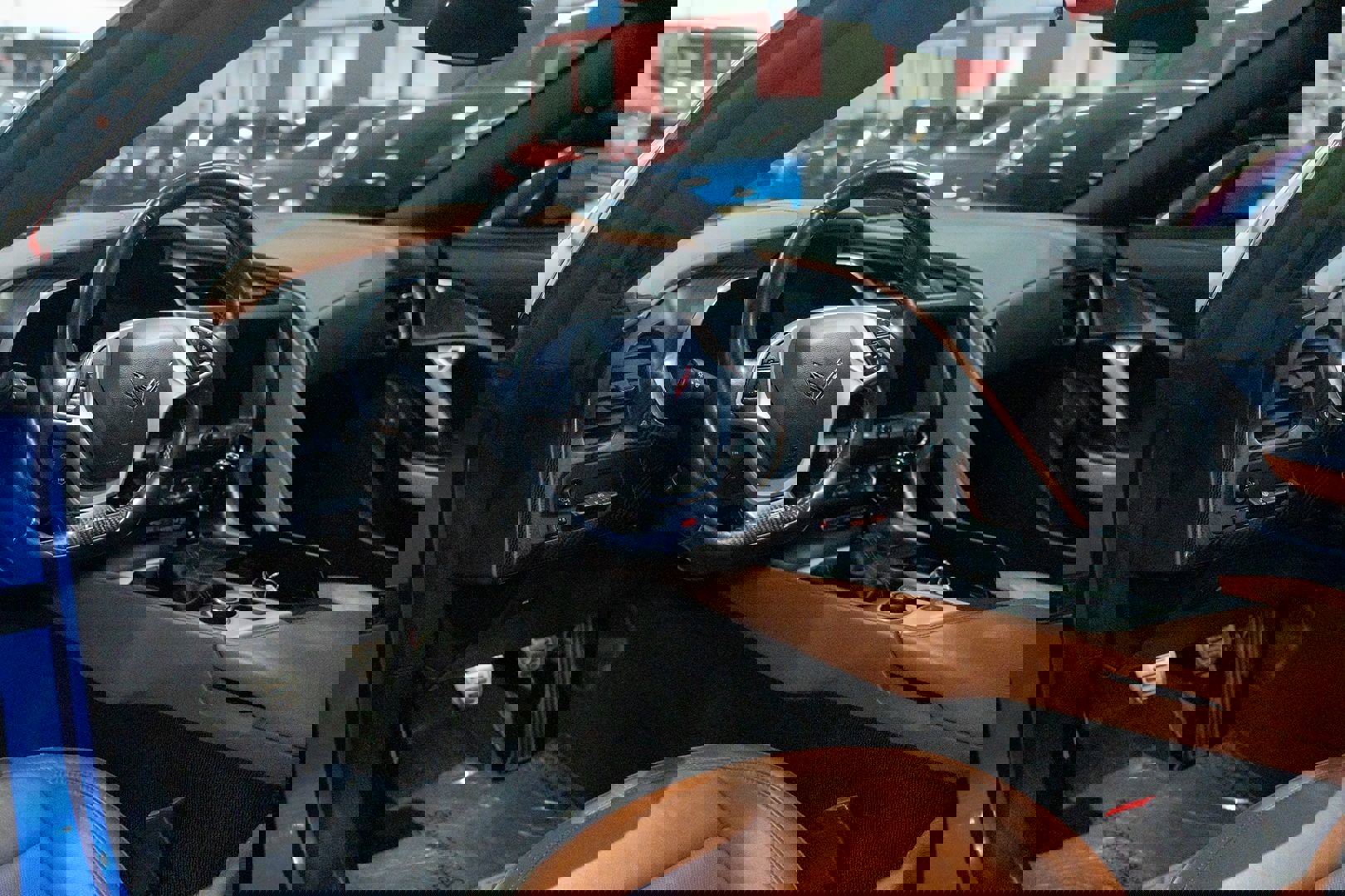 Used 2015 Chevrolet Corvette Z06 w/ 3LZ Preferred Equipment Group image 23