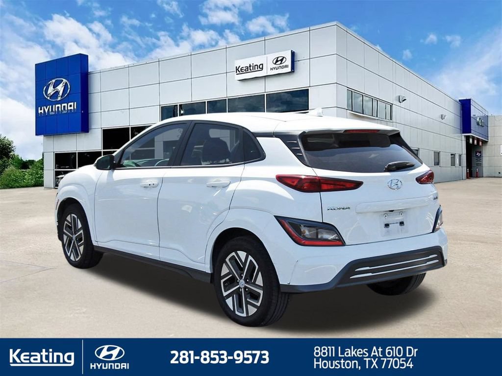 Certified 2023 Hyundai Kona SE w/ Cargo Package FWD image 7