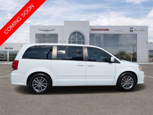 Certified 2016 Dodge Grand Caravan SE FWD image 2