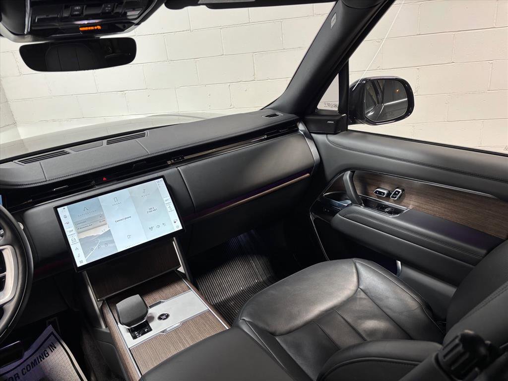 Used 2024 Land Rover Range Rover SE image 36