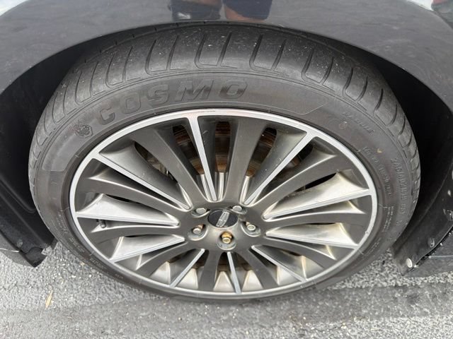 Used 2014 Lincoln MKZ AWD image 27