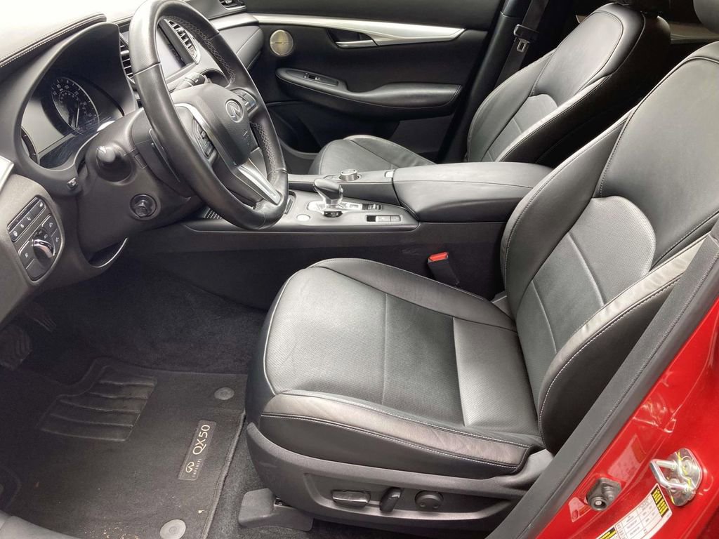 Used 2021 INFINITI QX50 Sensory FWD image 13