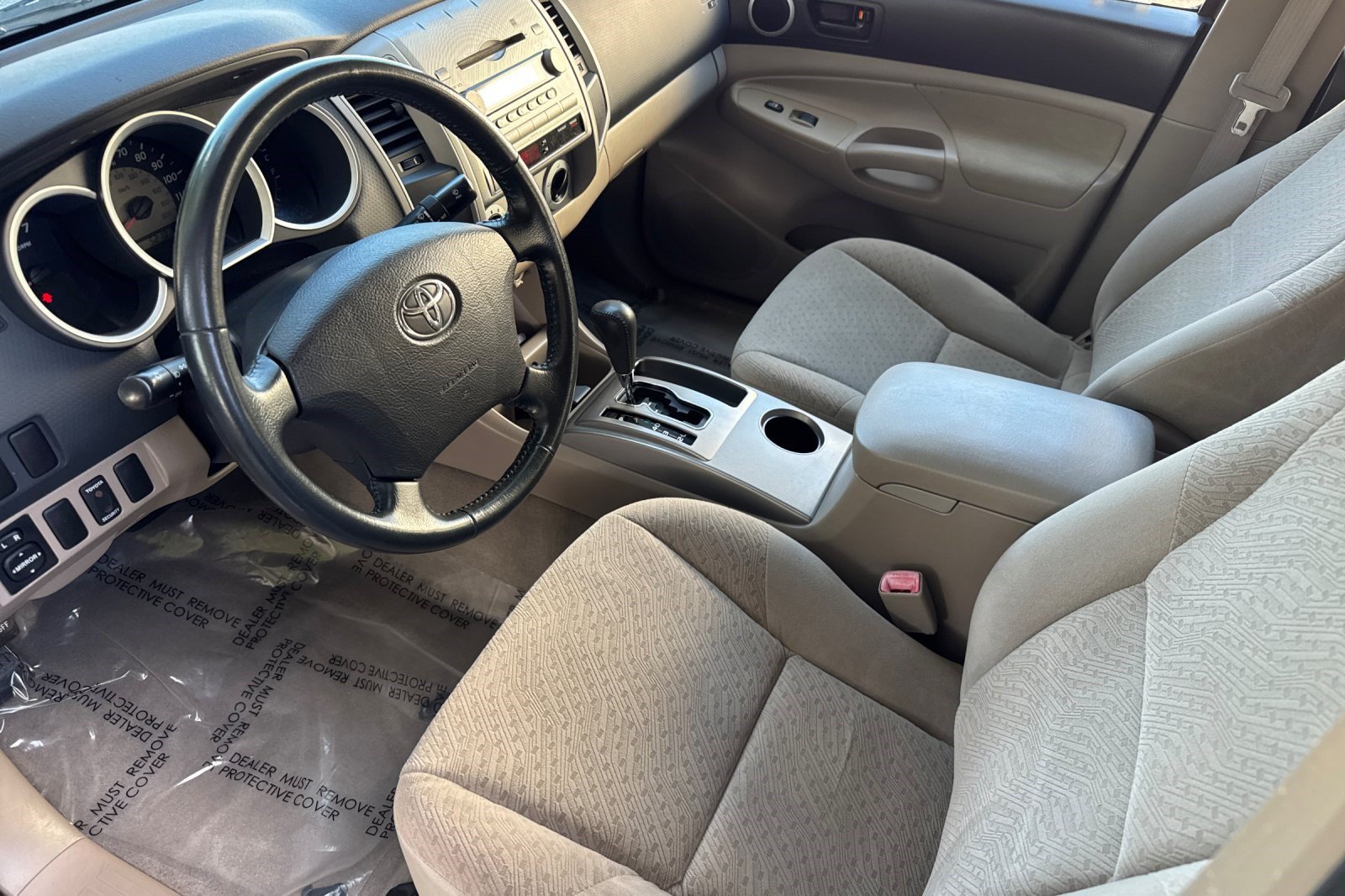 Used 2006 Toyota Tacoma PreRunner w/ SR5 Pkg #2 RWD image 4