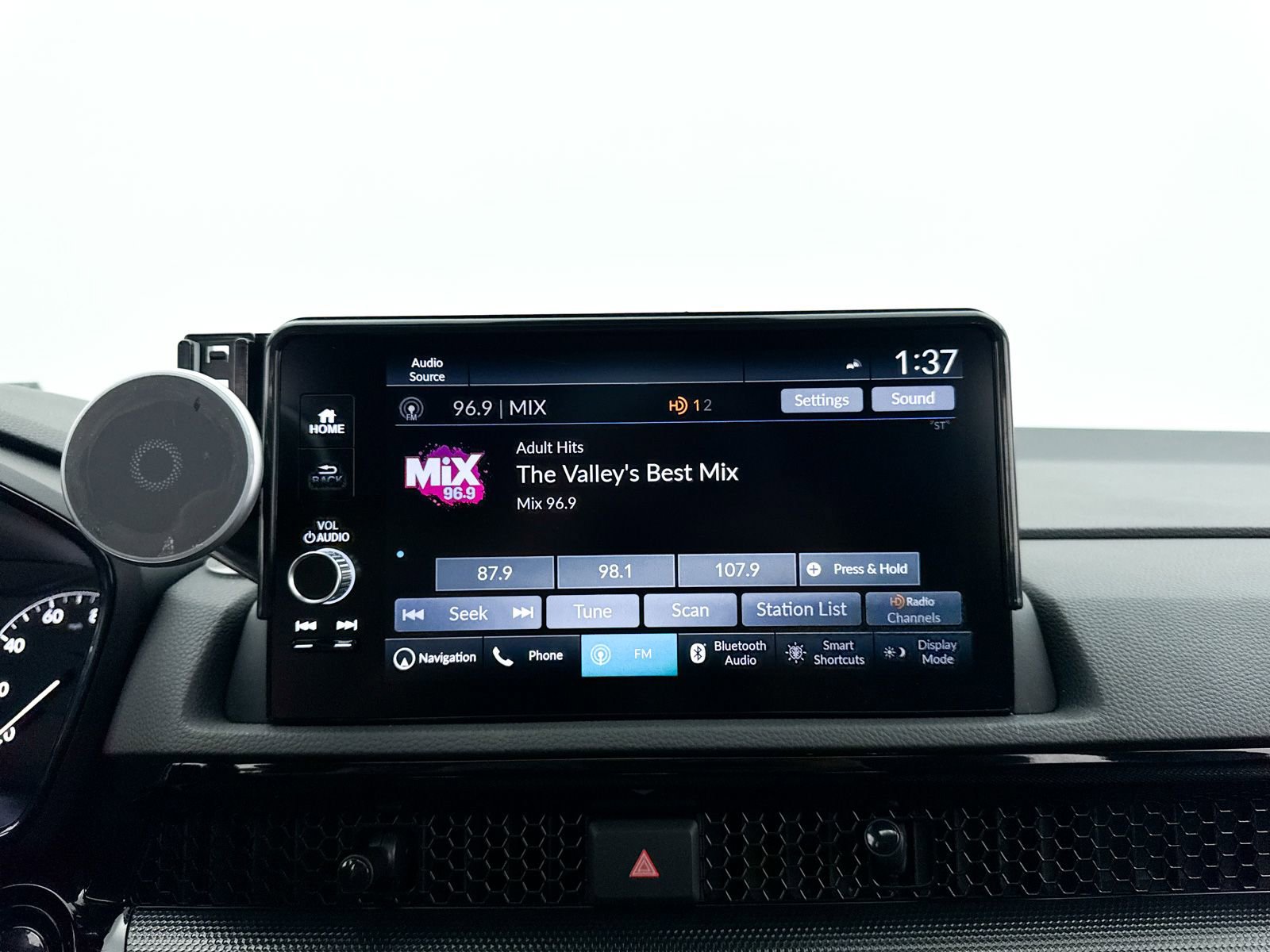 Used 2025 Honda CR-V Sport Touring image 24