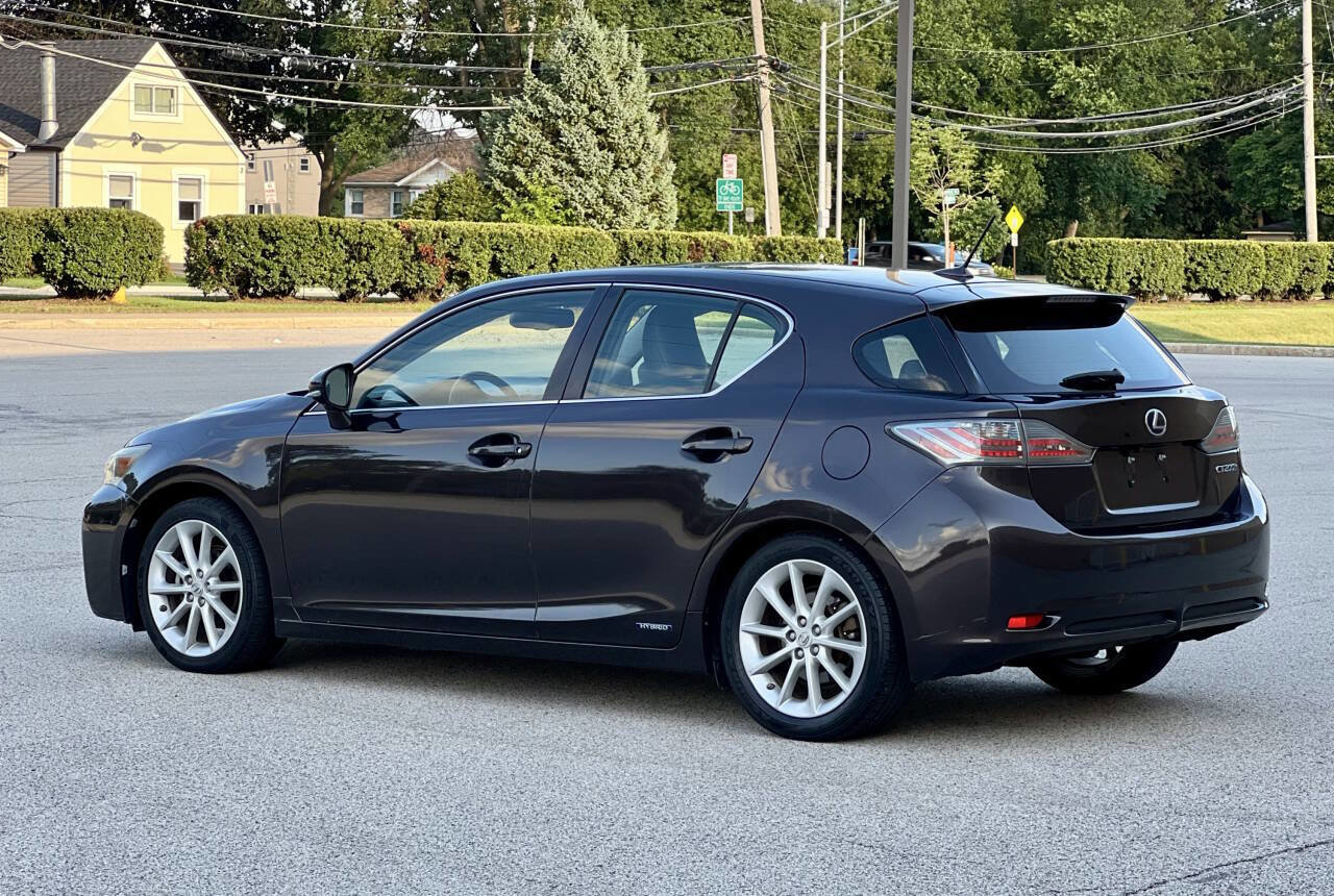 Used 2011 Lexus CT 200h Premium image 4