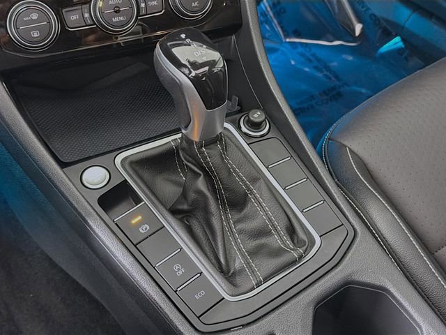 Used 2023 Volkswagen Jetta SE image 18