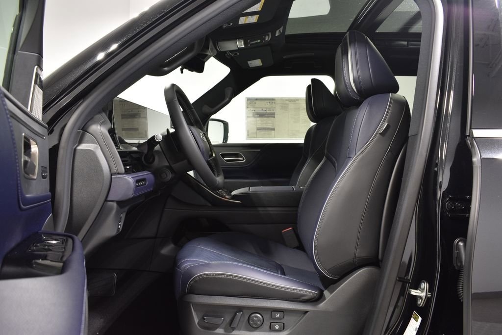 New 2026 INFINITI QX80 4WD image 11