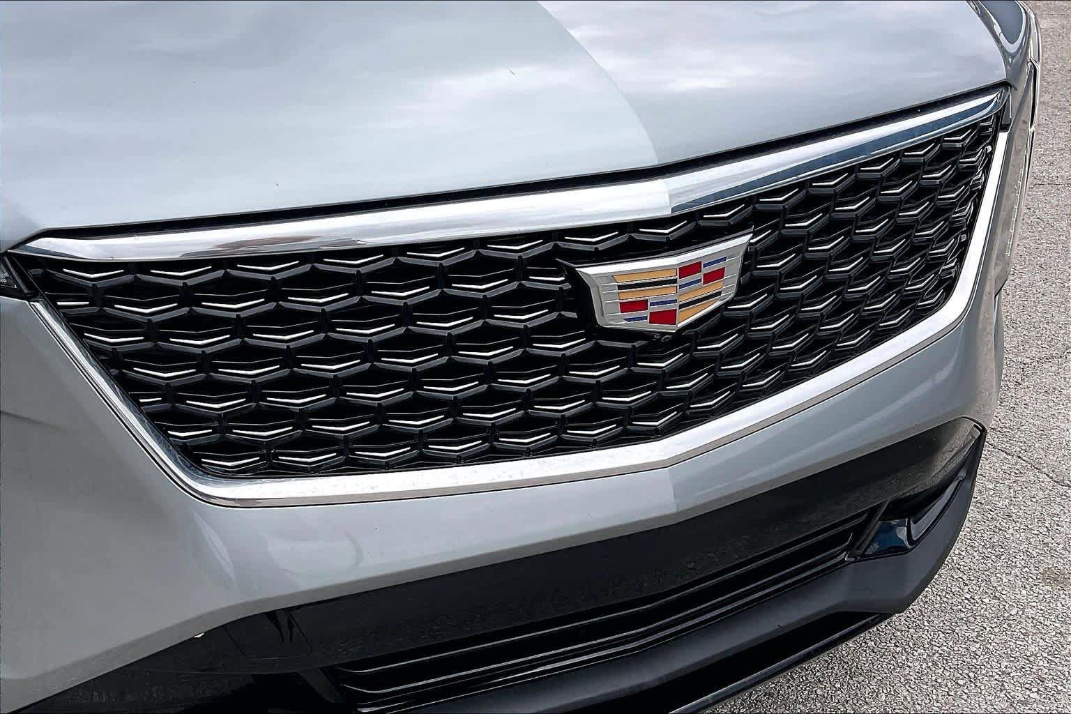 Used 2025 Cadillac XT4 Premium Luxury FWD image 31