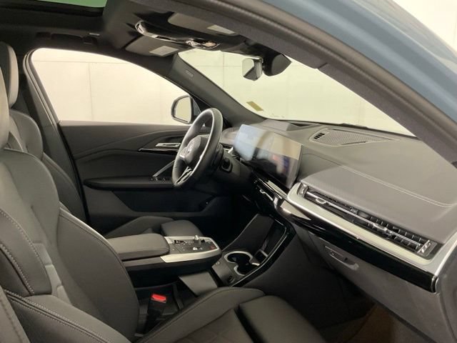 Certified 2025 BMW X2 xDrive28i w/ Premium Package AWD/4WD image 31