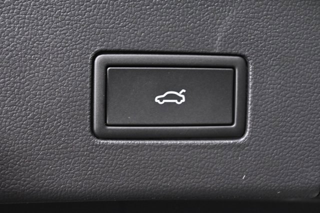 New 2026 Volkswagen Atlas Cross Sport SEL image 11