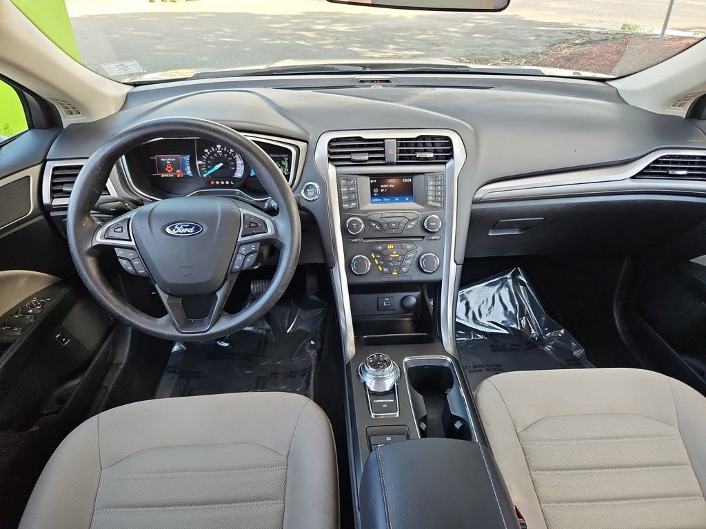 Used 2018 Ford Fusion S image 11
