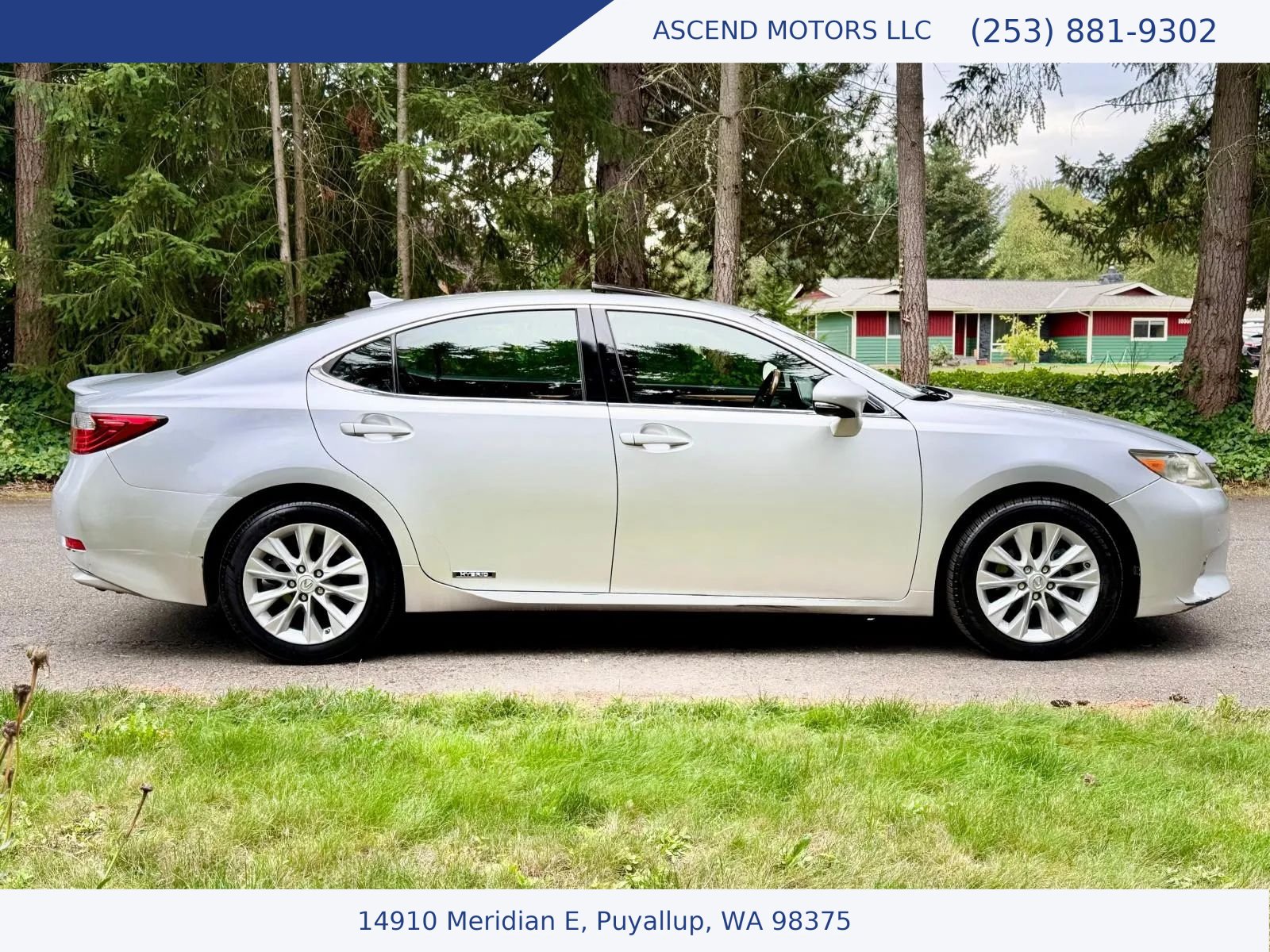 Used 2013 Lexus ES 300h w/ Luxury Pkg FWD image 6
