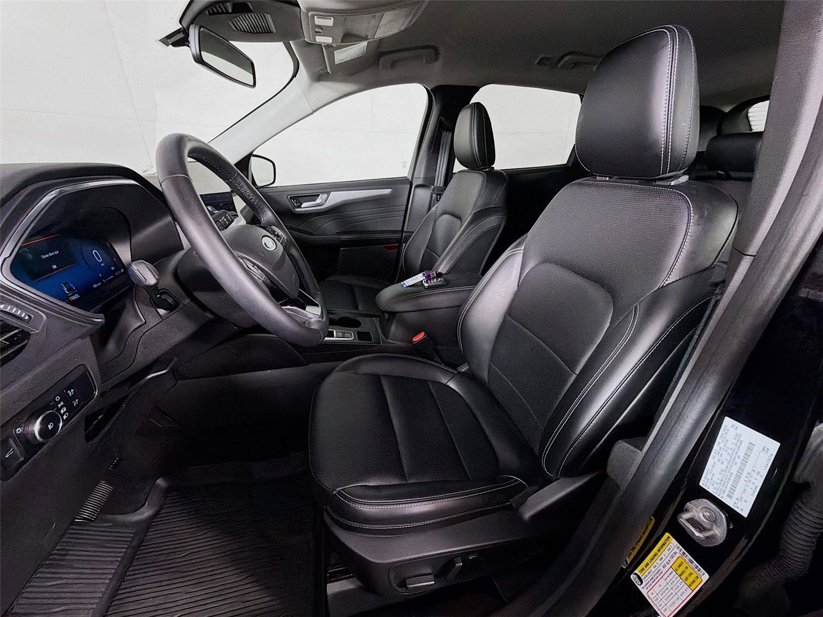 Used 2023 Ford Escape Platinum image 11