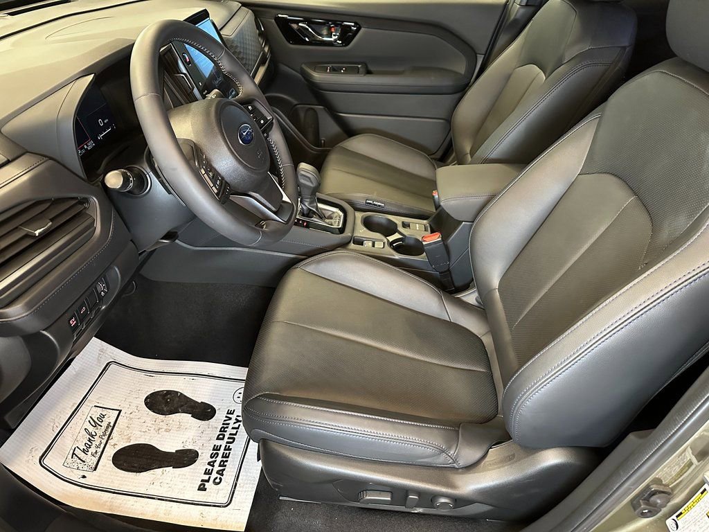 Used 2025 Subaru Forester Limited image 20