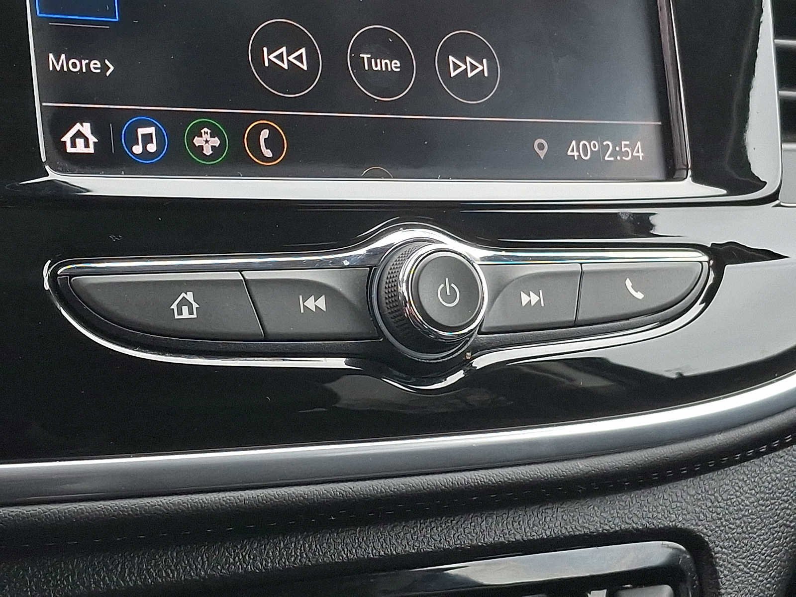 Used 2022 Buick Encore Preferred image 16