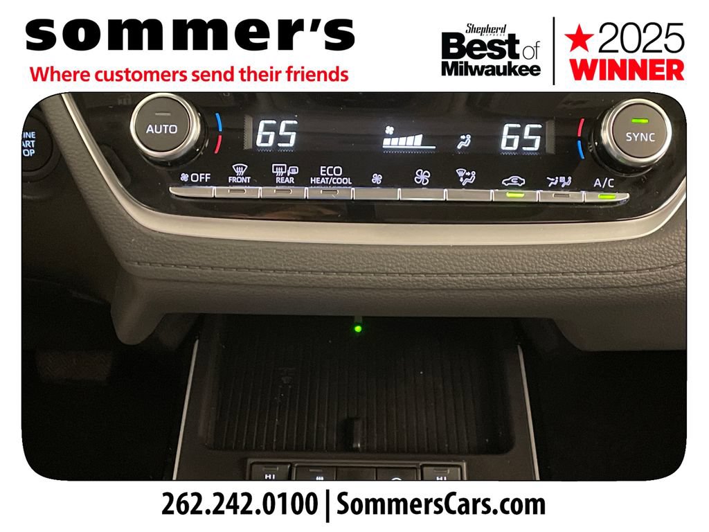 Used 2026 Toyota Corolla Cross XLE w/ Convenience Package AWD/4WD image 16