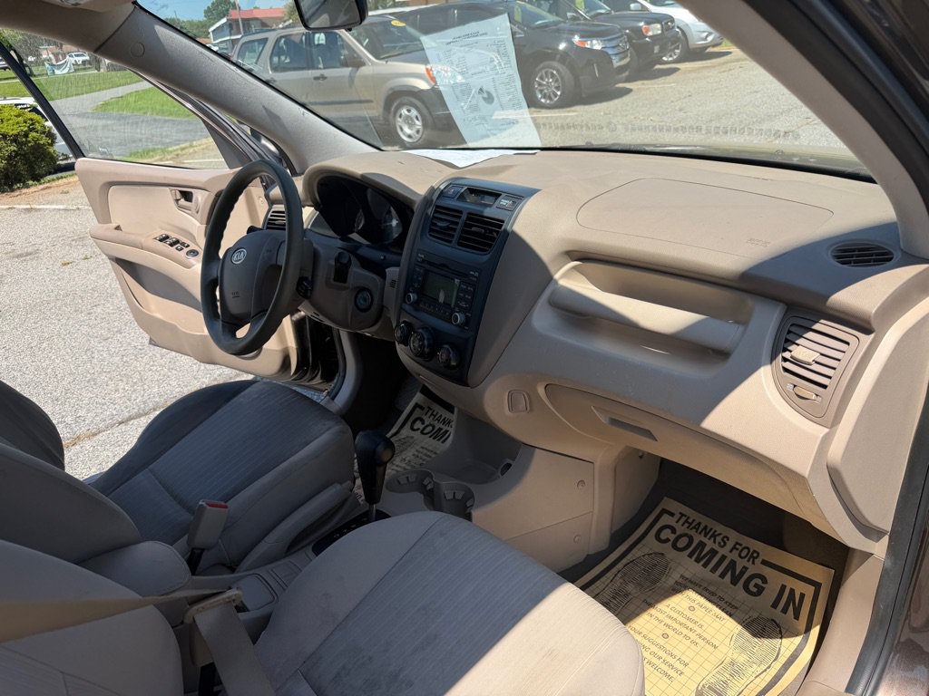 Used 2009 Kia Sportage LX FWD image 17