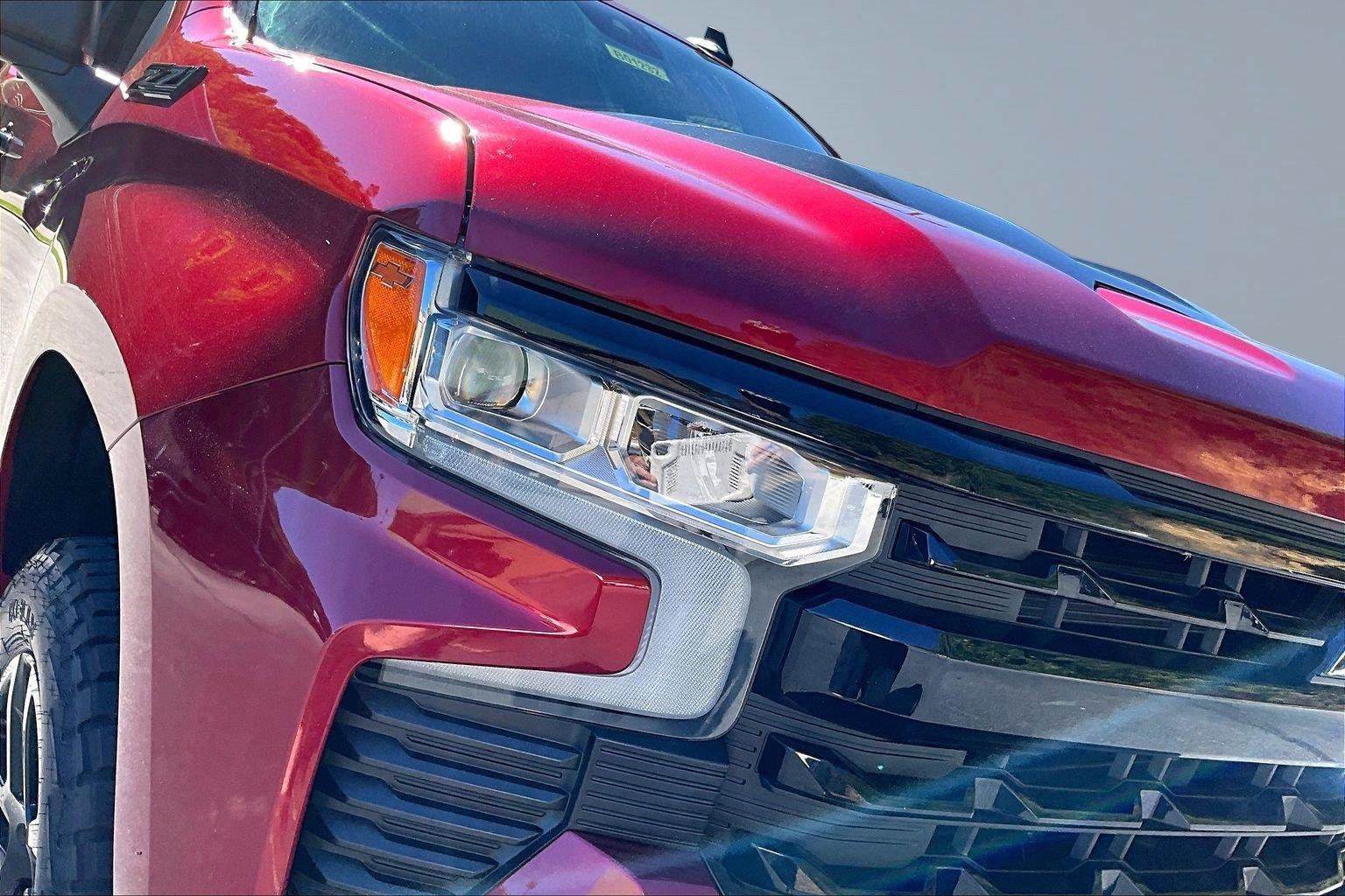 Used 2024 Chevrolet Silverado 1500 LT Trail Boss w/ Convenience Package II AWD/4WD image 30