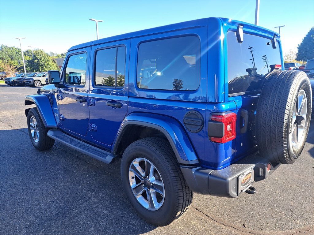 Used 2019 Jeep Wrangler Unlimited Sahara AWD/4WD image 5