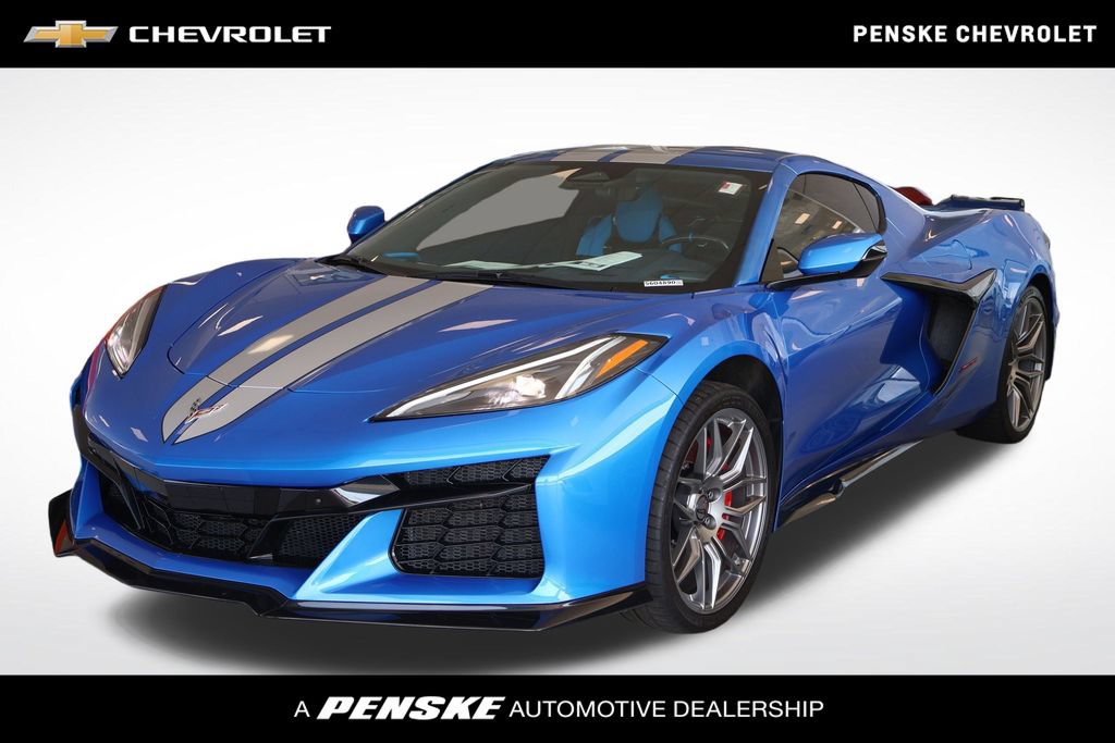 Used 2025 Chevrolet Corvette Z06 w/ Chrome Exterior Badge Package RWD video 1