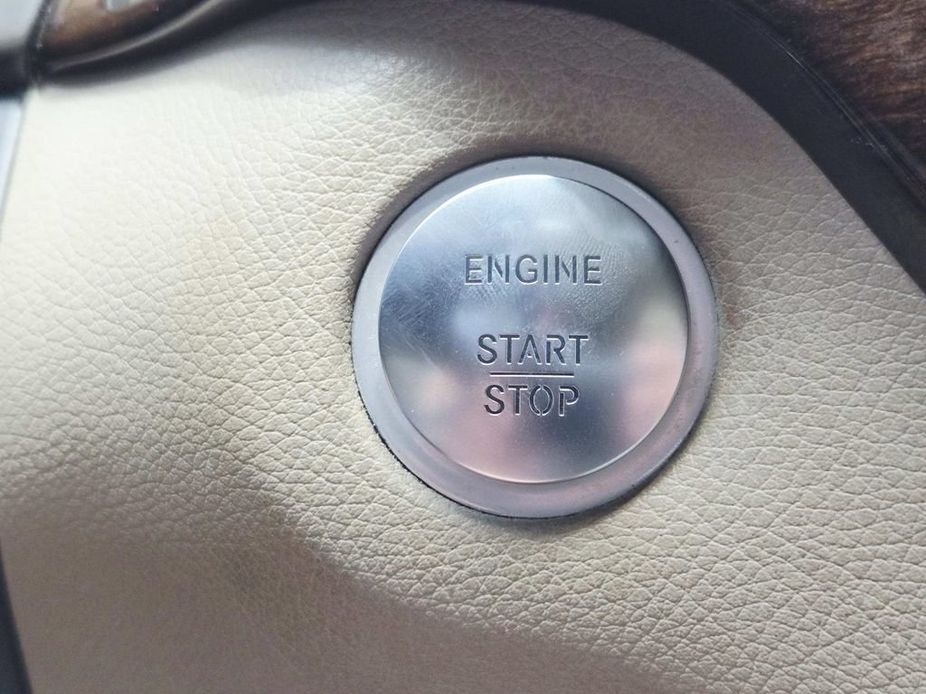 Used 2014 Mercedes-Benz ML 350 4MATIC image 27