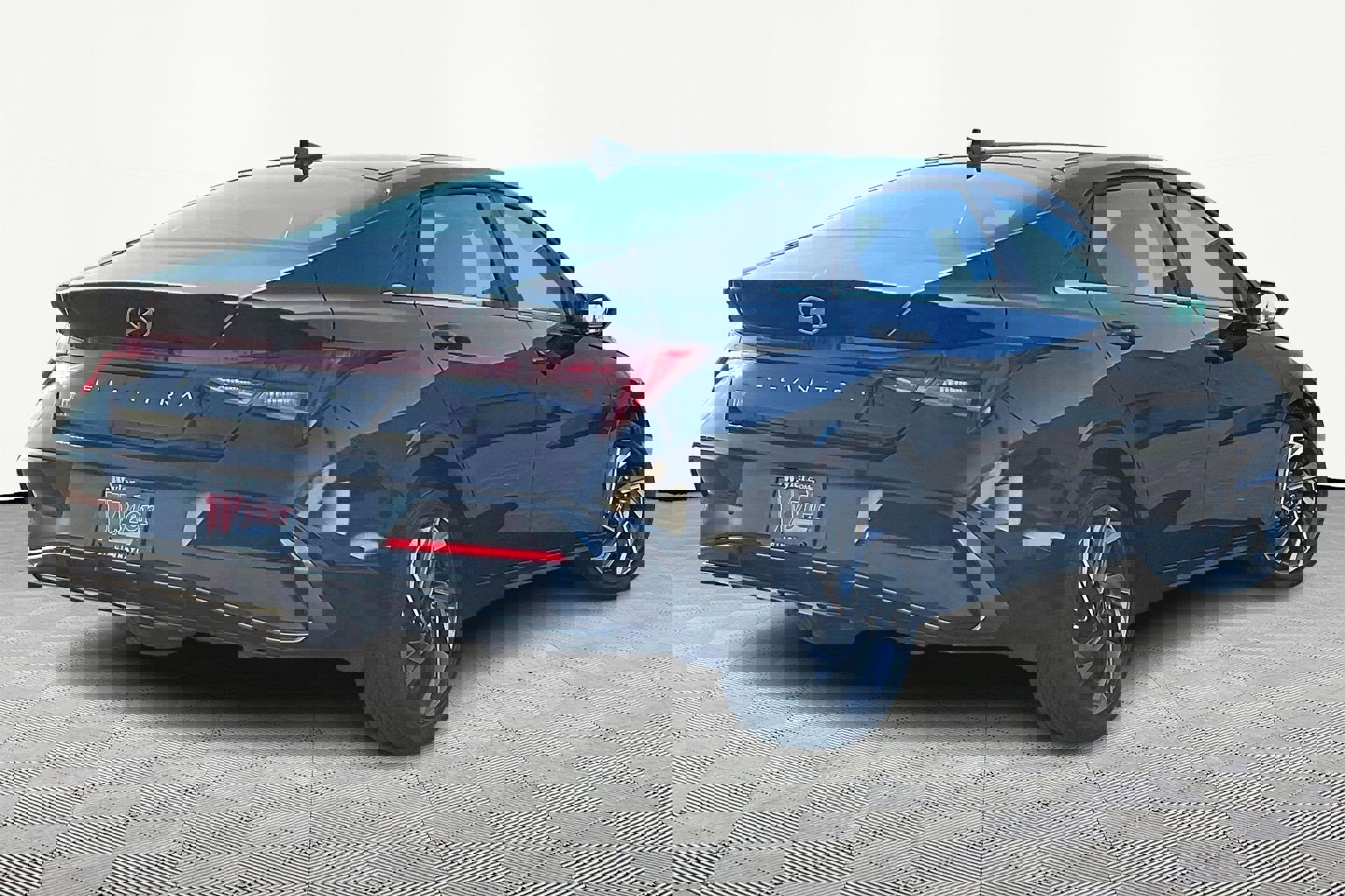 Used 2025 Hyundai Elantra SEL image 7