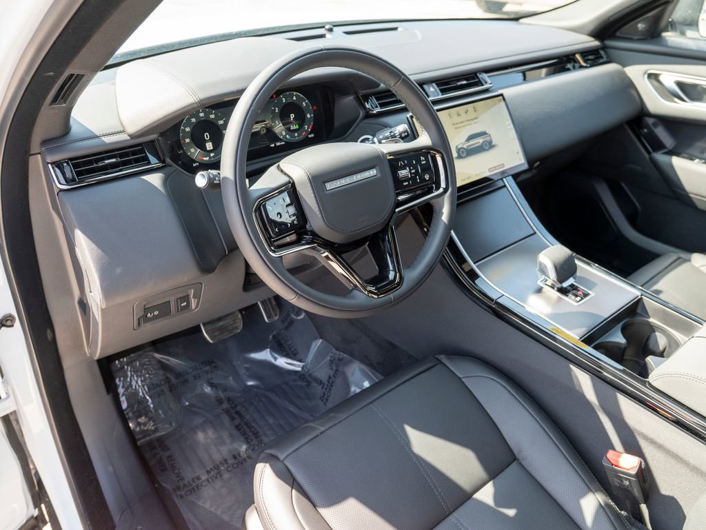 New 2026 Land Rover Range Rover Velar Dynamic SE image 11