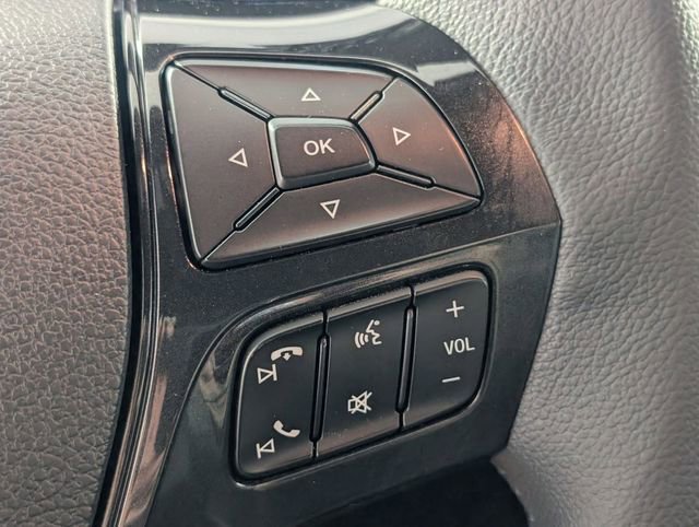 Used 2018 Ford Explorer XLT w/ Equipment Group 202A image 17