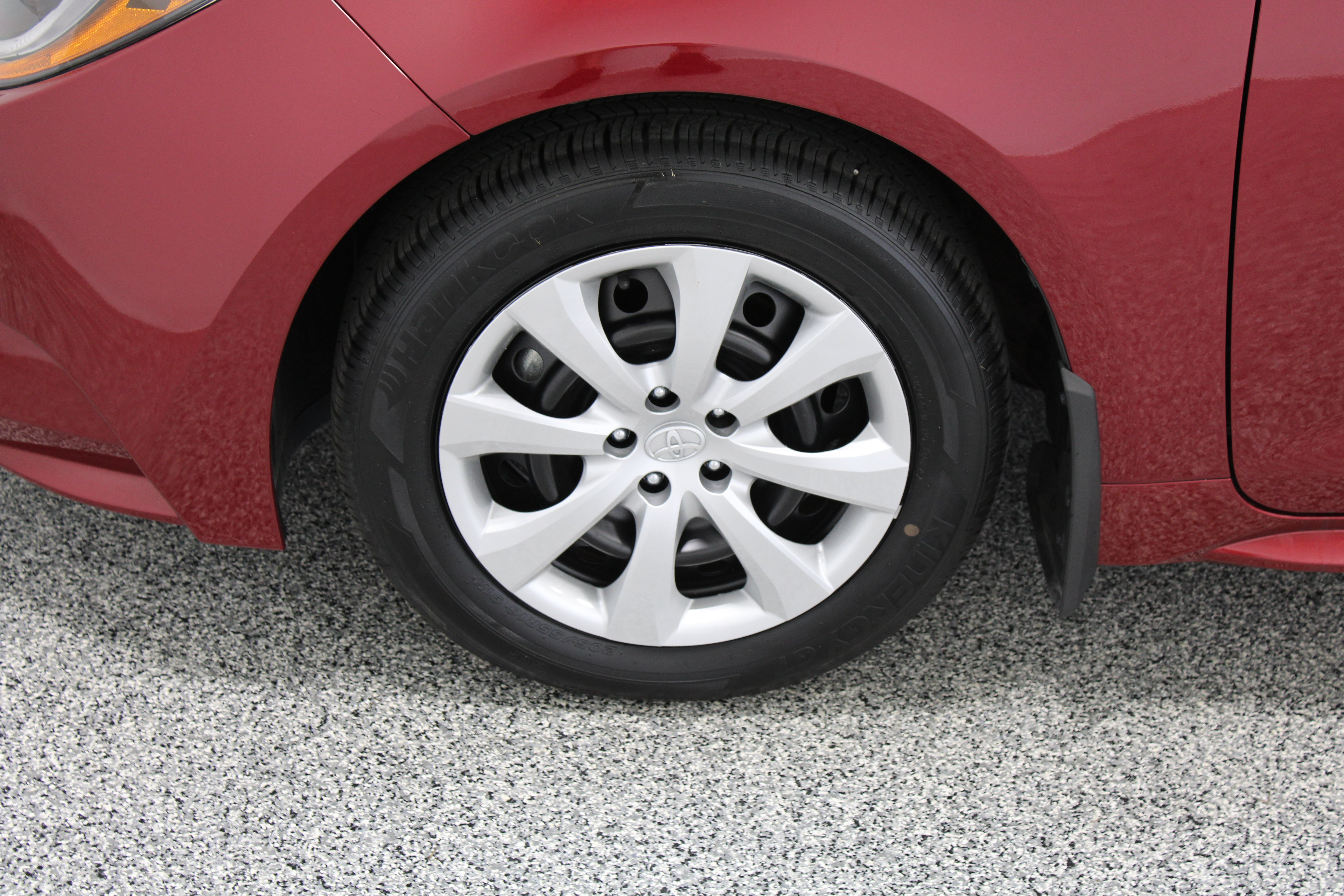 Certified 2025 Toyota Corolla LE FWD image 11