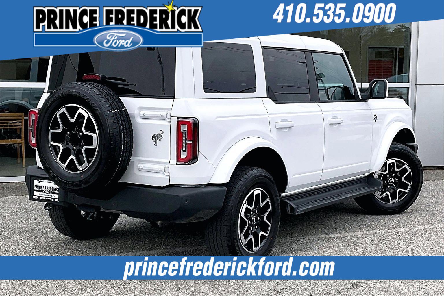 Used 2025 Ford Bronco Outer Banks image 12