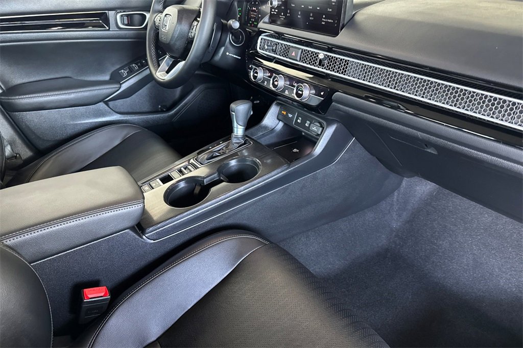 Certified 2025 Honda Civic Sport image 14