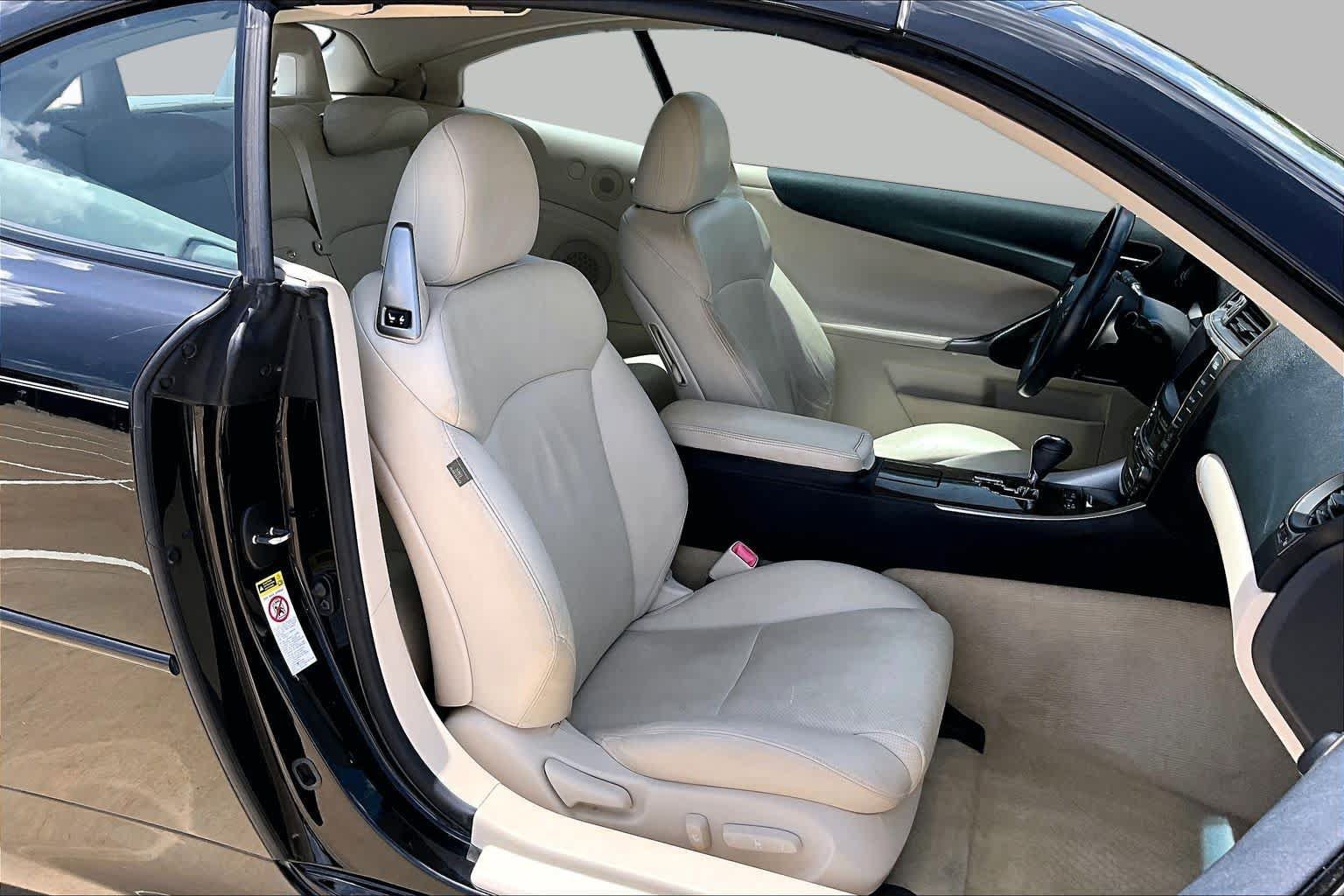 Used 2010 Lexus IS 350C RWD image 7