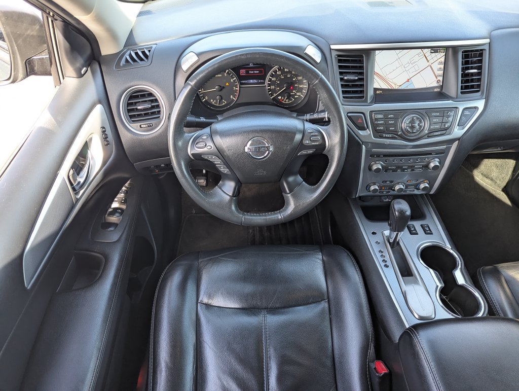 Used 2018 Nissan Pathfinder SL w/ Cargo Package FWD image 28