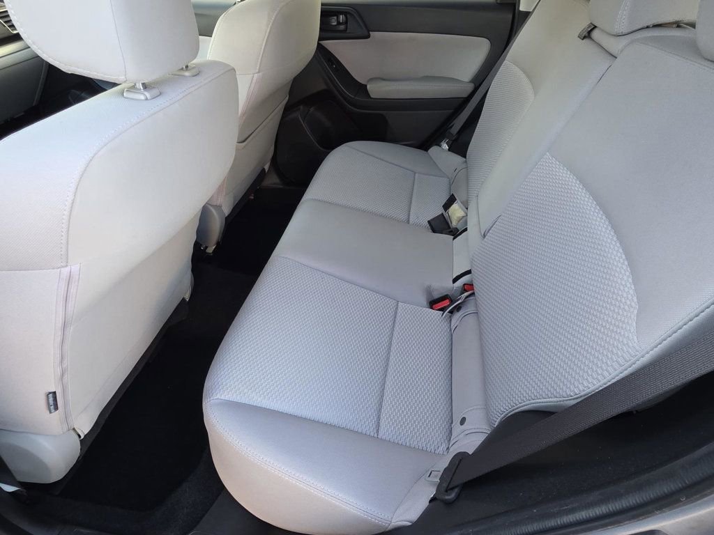 Used 2016 Subaru Forester 2.5i Premium w/ All-Weather Package image 9