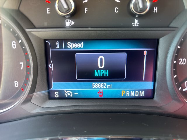 Used 2022 Buick Encore Preferred AWD/4WD image 18