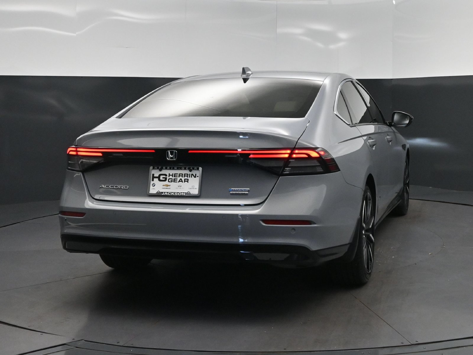 Used 2025 Honda Accord Touring image 7