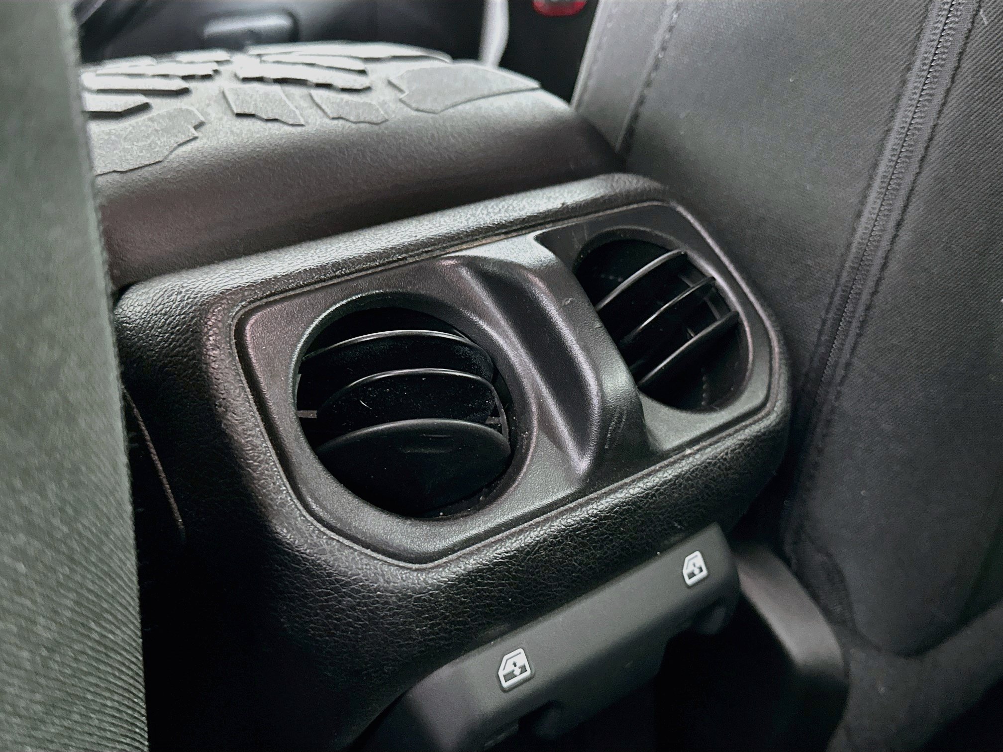 Used 2019 Jeep Wrangler Unlimited Sport S AWD/4WD image 26