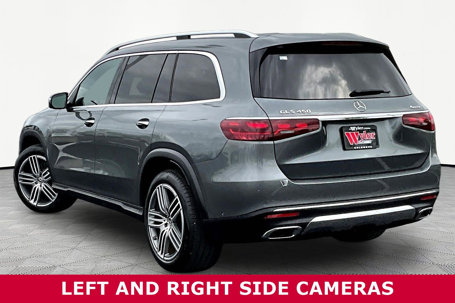 Used 2025 Mercedes-Benz GLS 450 4MATIC image 4