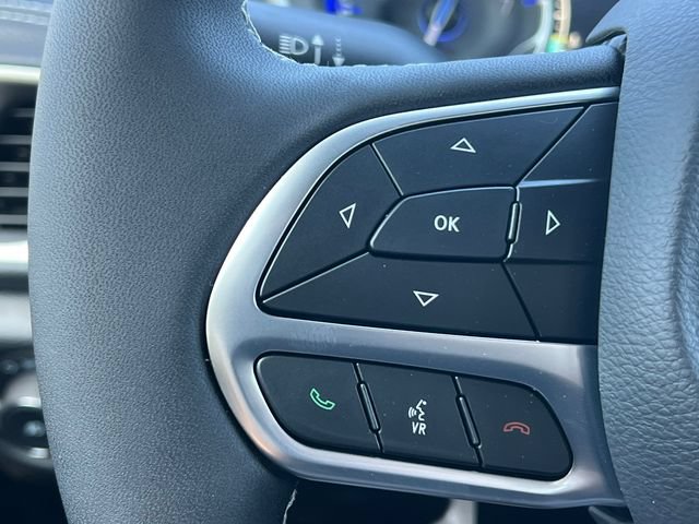 New 2026 Chrysler Pacifica Select AWD/4WD image 18