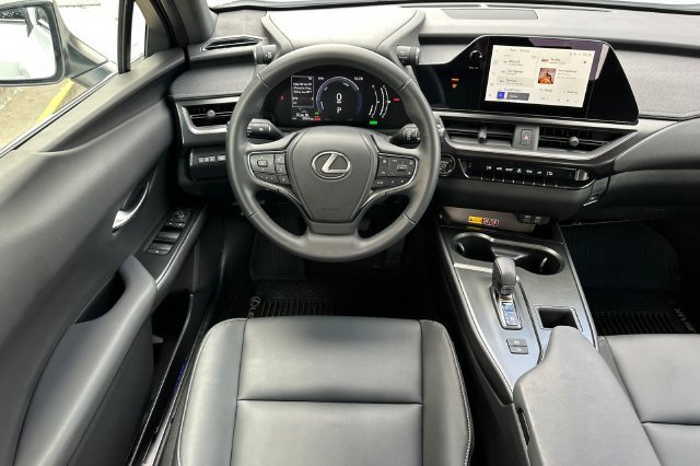 Used 2025 Lexus UX 300h FWD w/ Accessory Package (Z2) image 17
