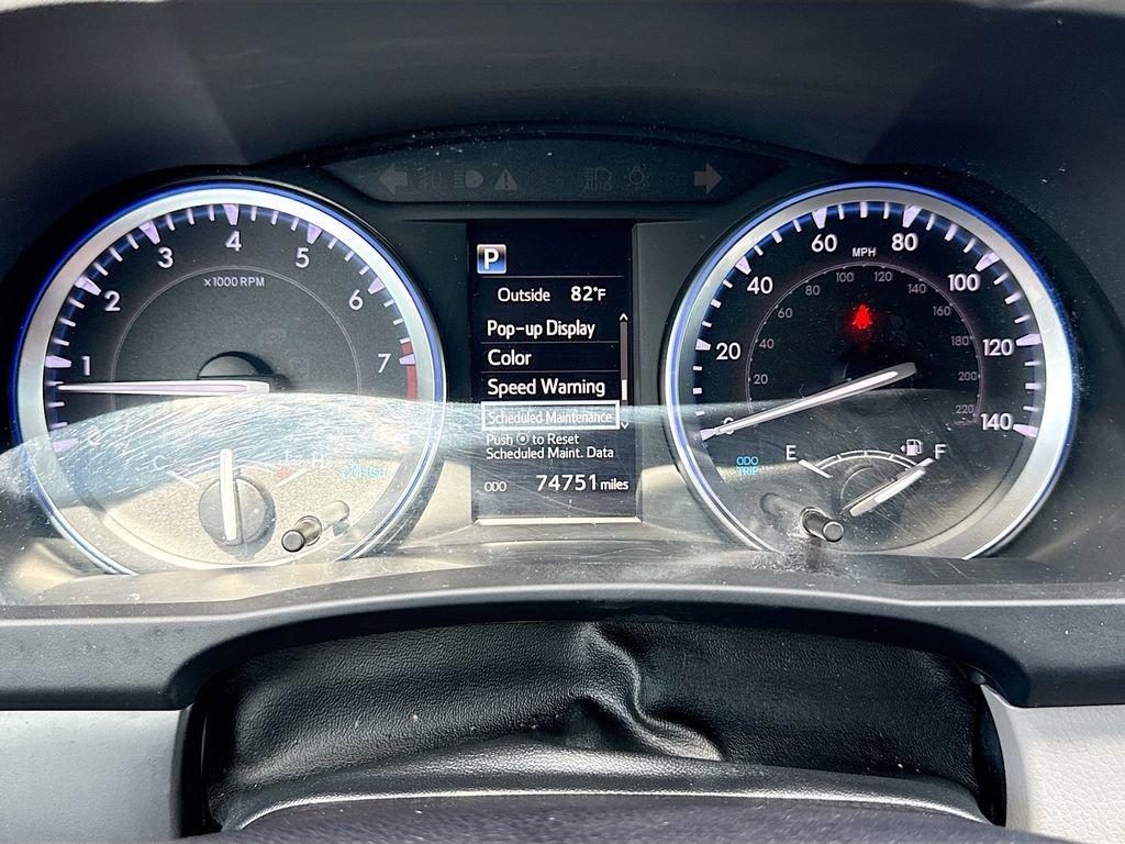 Used 2019 Toyota Highlander XLE image 40