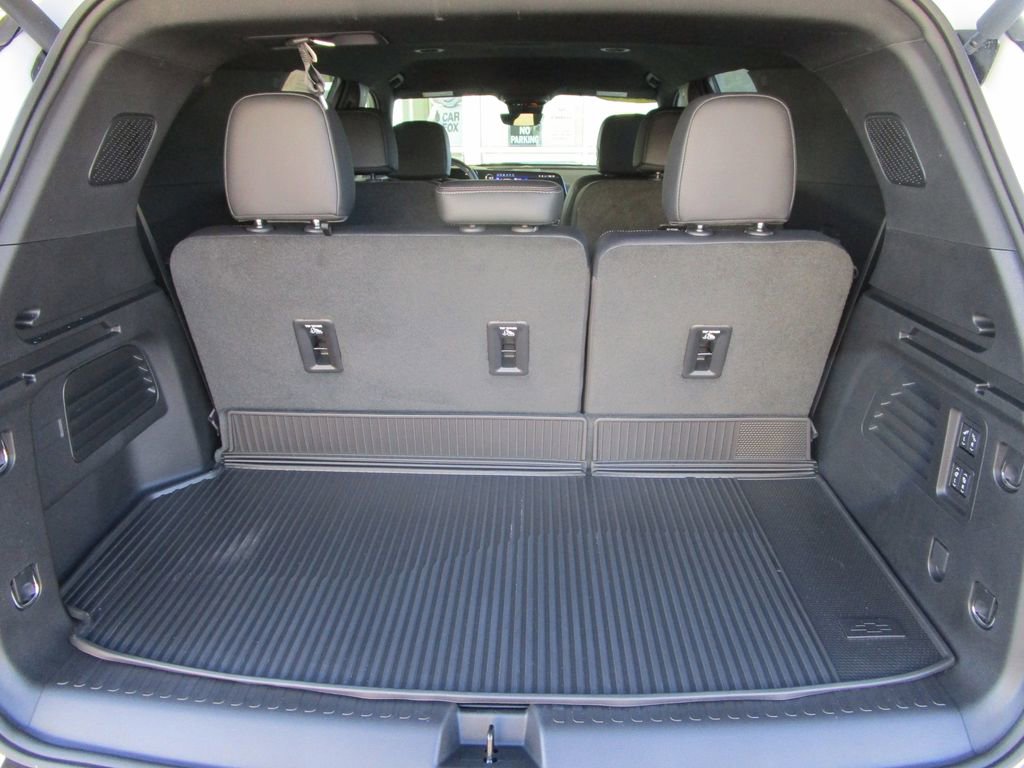 New 2026 Chevrolet Traverse High Country image 12