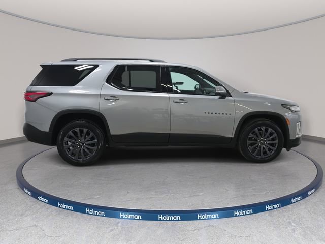 Used 2023 Chevrolet Traverse RS AWD/4WD image 4