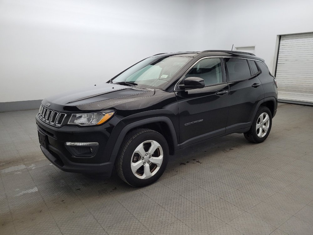 Used 2018 Jeep Compass Latitude w/ Popular Equipment Group AWD/4WD image 2