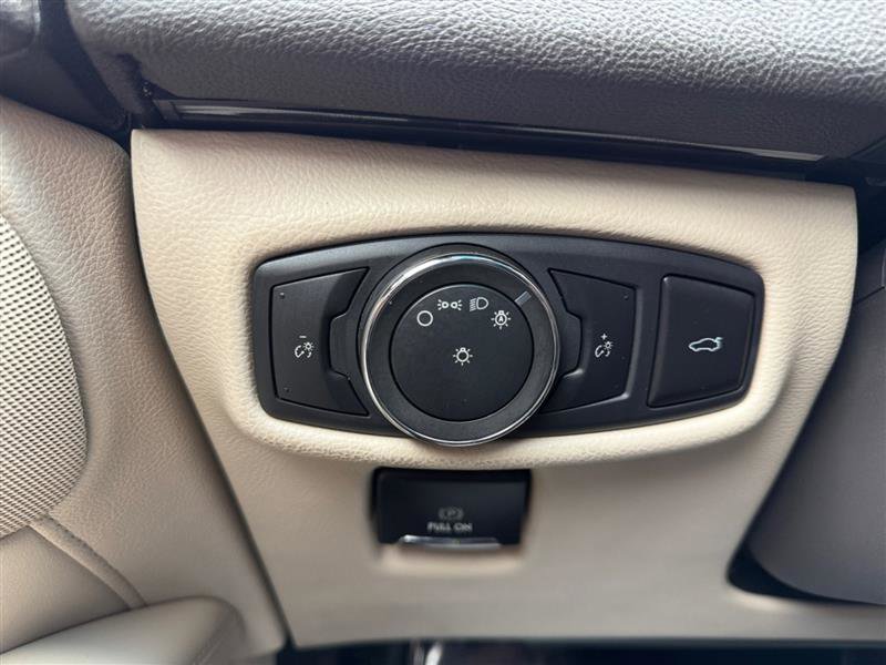 Used 2019 Lincoln MKZ Reserve image 27