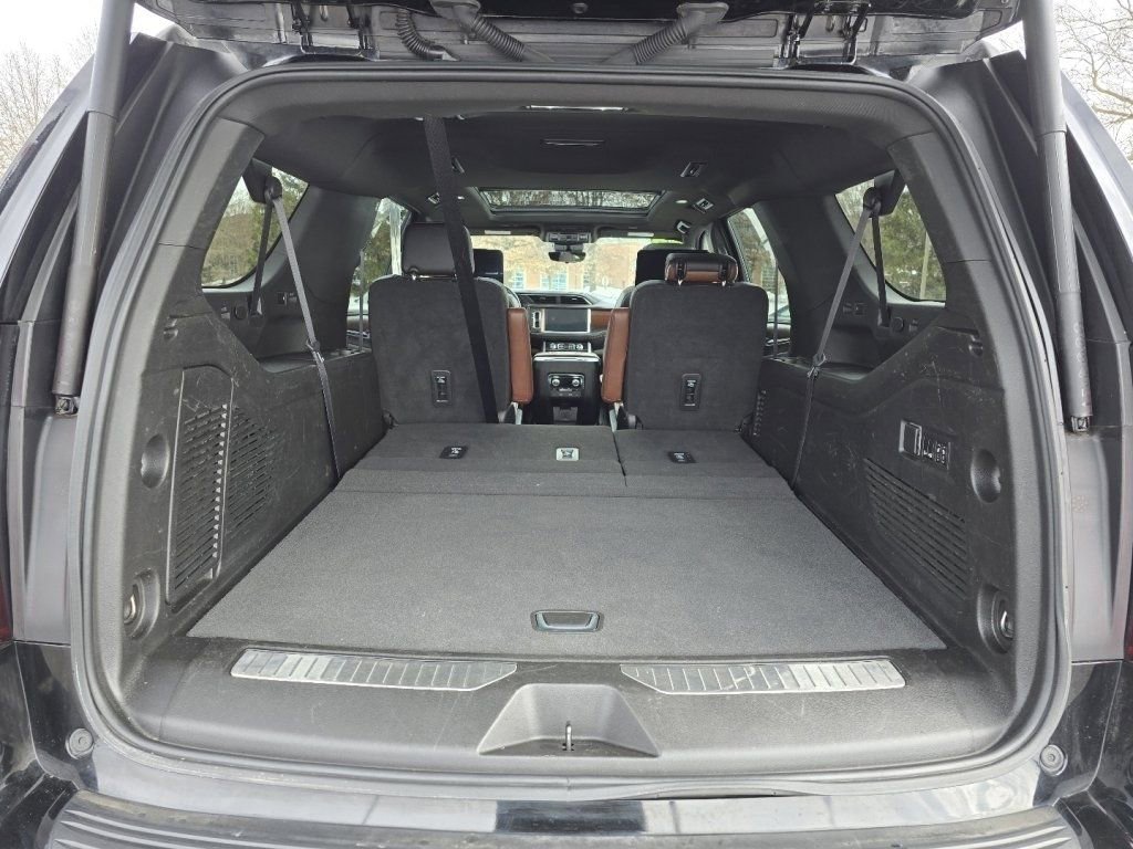 Used 2023 GMC Yukon XL Denali Ultimate image 17