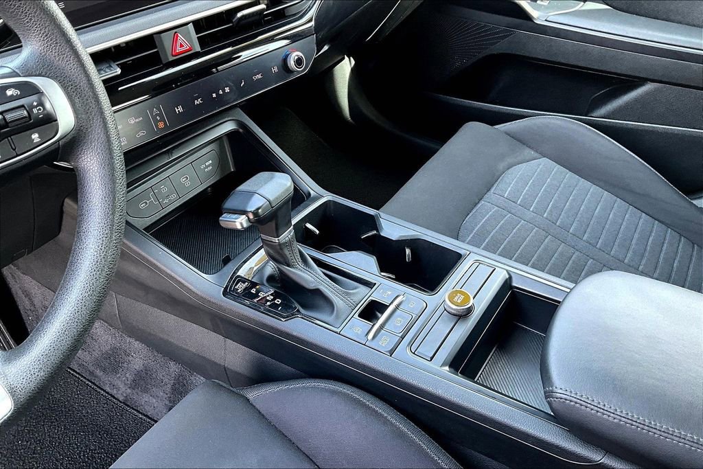 Used 2025 Kia K5 LXS image 15